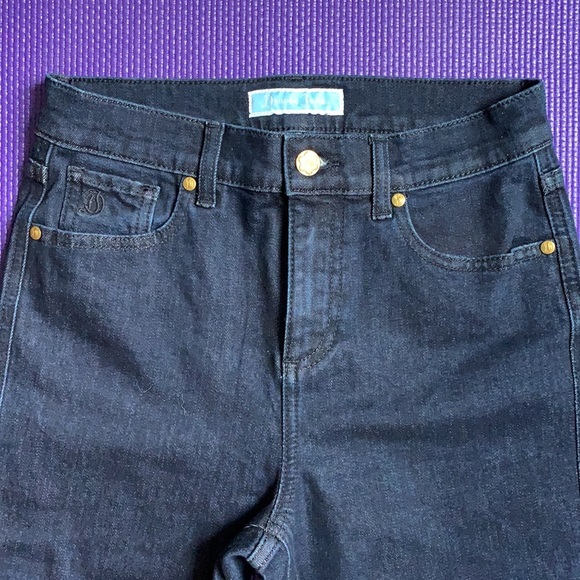 Draper James High Waisted Denim Flare Jeans | EUC Size 26 - Picture 4 of 8